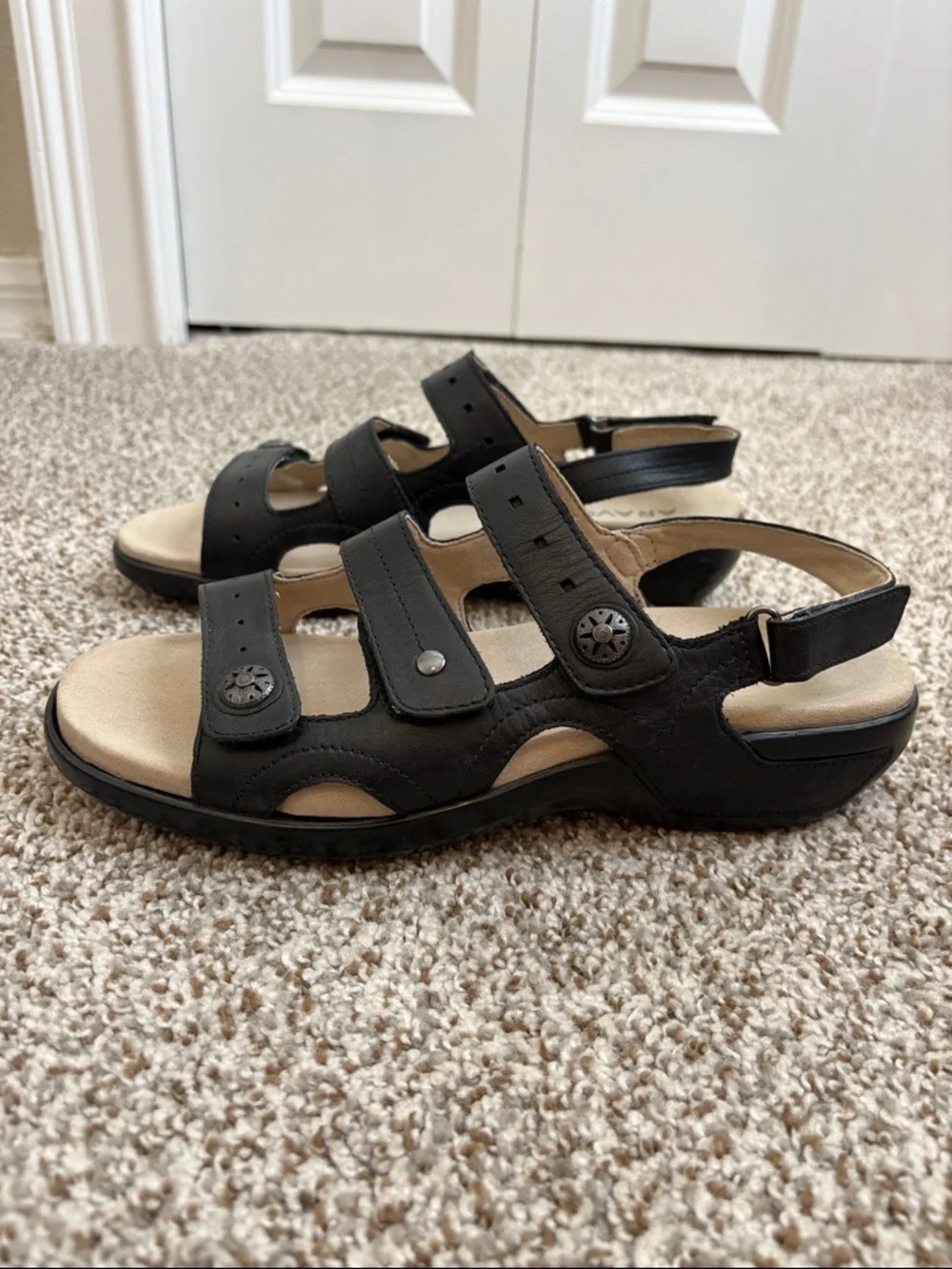 Aravon by New Balance 3 Strap Comfort Sandals Black Leather Size 9 B - Picture 8 of 12
